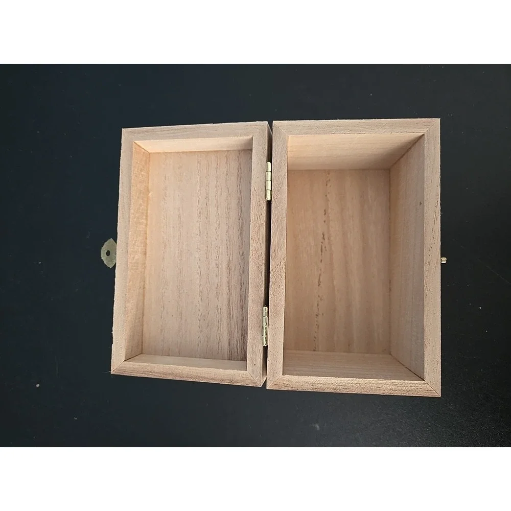 Wood Sooden Trinket Box‎  5